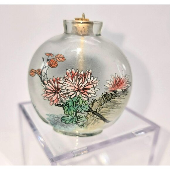 Antique Hand-Painted Chinese Glass Snuff Bottle With Landscape Floral Art je147